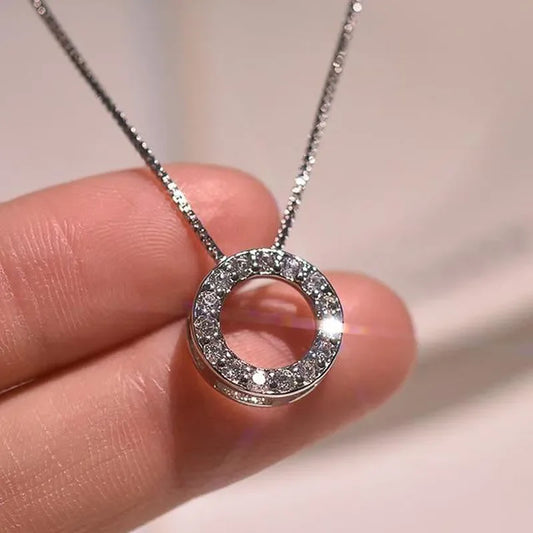 Huitan New Trendy Circle Necklace with Cubic Zirconia Simple Stylish Clavicle Chain Necklace for Women Wedding Eternity Jewelry