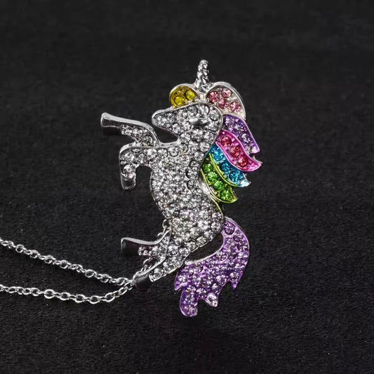 Fashion Zircon Animal Unicorn Necklace for Women Temperament Rhinestone Horse Clavicle Chain Accessories Girl Party Jewelr Gift