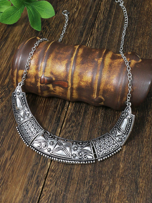 Bohemian Vintage Ethnic Metal Necklace Women's Necklace Personalized Necklace with Special Temperament