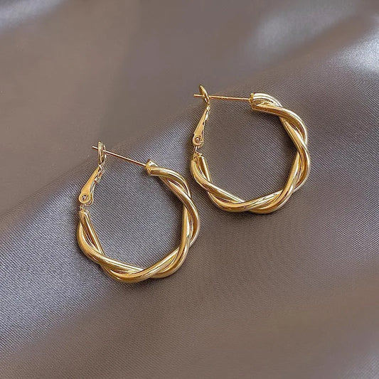 New Circle Twine Twists Hoop Earring for Women Simple Temperament Hyperbole Gold Color Metal Ear Jewelry Gift Accessories