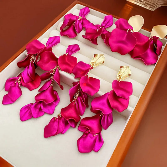 Irregular Petal Tassel Earrings for Women Exaggerate Personality Drop Earrings Light Luxury Solid Rose Jewelry Gift