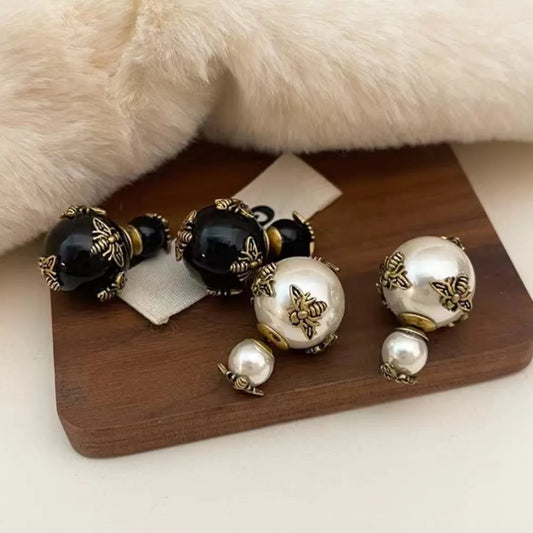 Cute Little Bee Earrings Vintage Golden Pearl Earring Little Bee Design Jewelry Fashion Women's Pearl Jewelry Wear on Both Sides