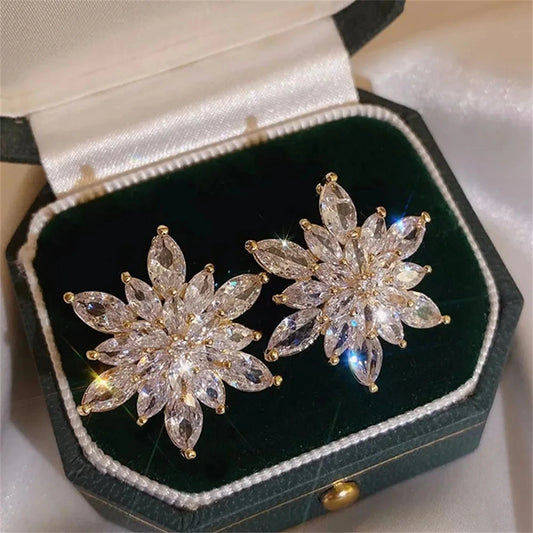 Exaggerated Luxury Crystal Flower Stud Earrings Women's Temperament Elegant Fashion Design Wedding Party Jewelry Valentine Gifts