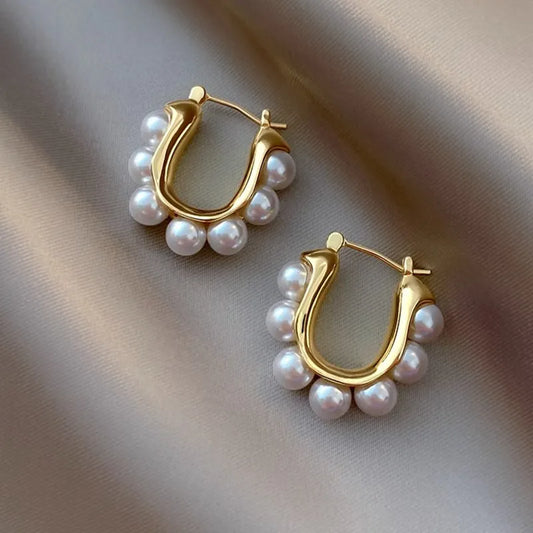 2023 New Arrival Retro Elegant Imitation Pearl Oval Hoop Earrings For Women Fashion Classic Geometric Jewelry Gifts