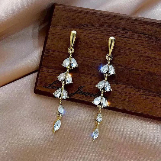 2023 New Crystal Long Leaf Tassel Drop Earrings Women’s Personality Fashion Earrings Wedding Jewelry Birthday Gifts